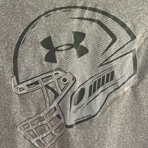 Boys Under Armour football shirt.